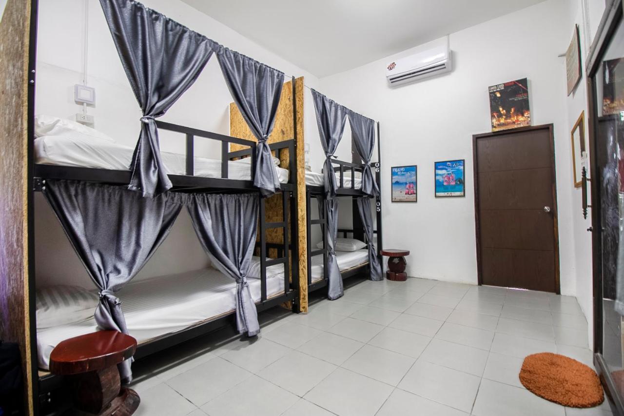T & T Hostel Kancsanaburi Kültér fotó