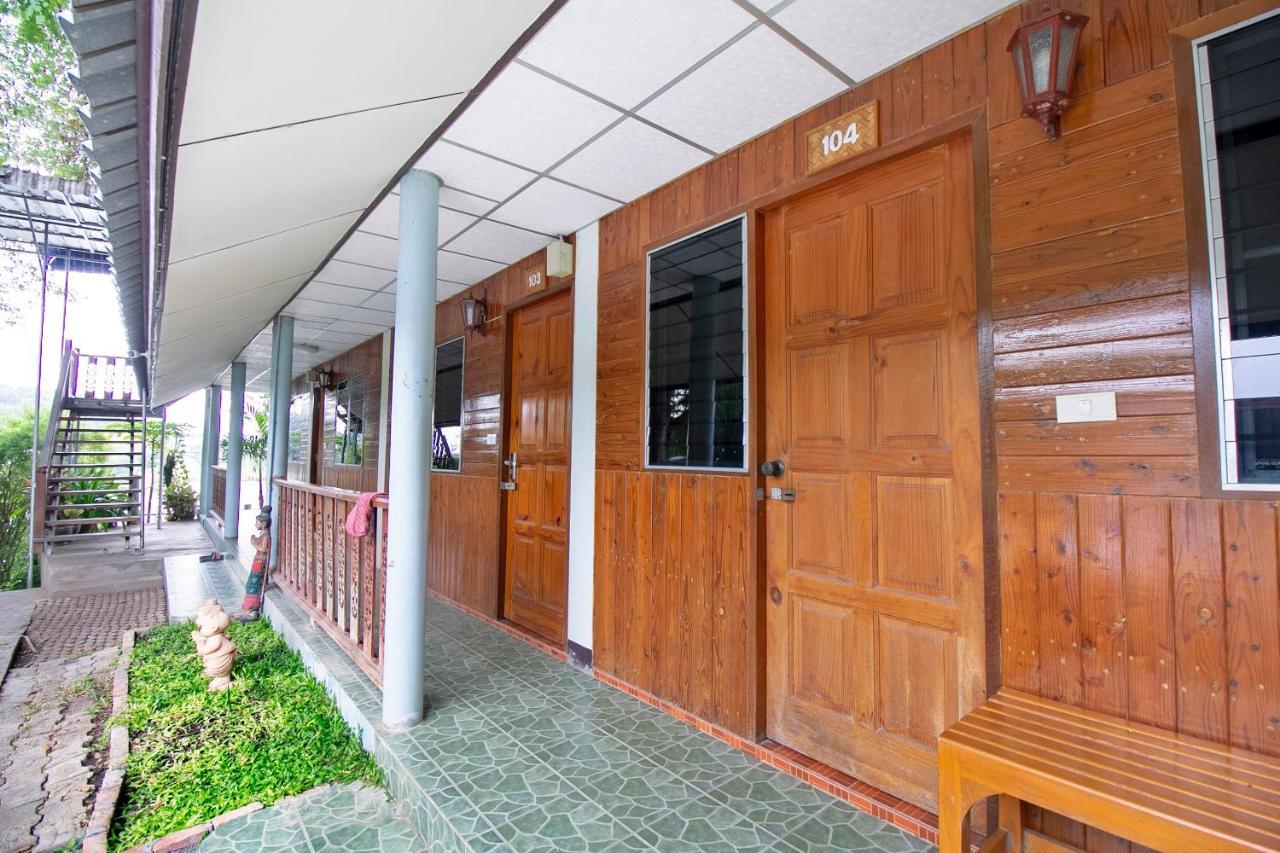 T & T Hostel Kancsanaburi Kültér fotó
