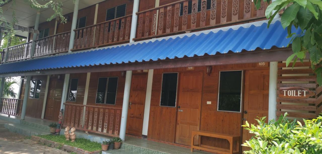 T & T Hostel Kancsanaburi Kültér fotó